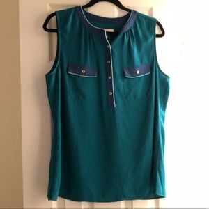 Large sleeveless Banana Republic blouse EUC